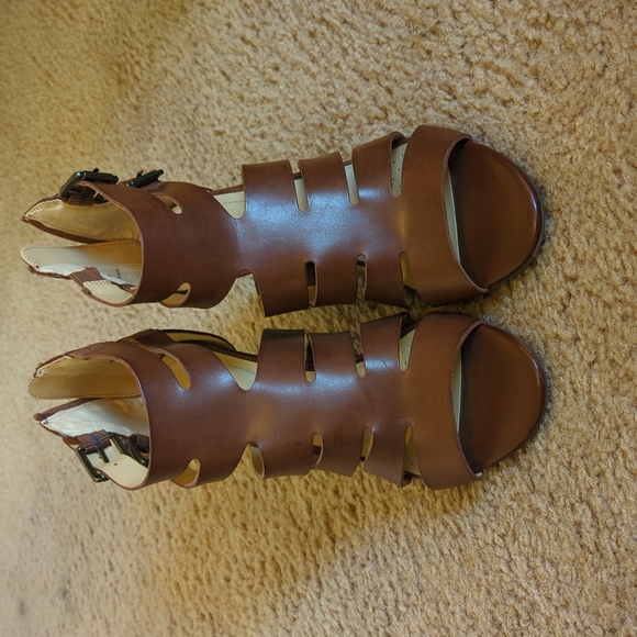 Liz Claiborne Heels - Picture 1 of 4